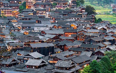 朝阳6种常见的外墙仿石漆施工工艺！